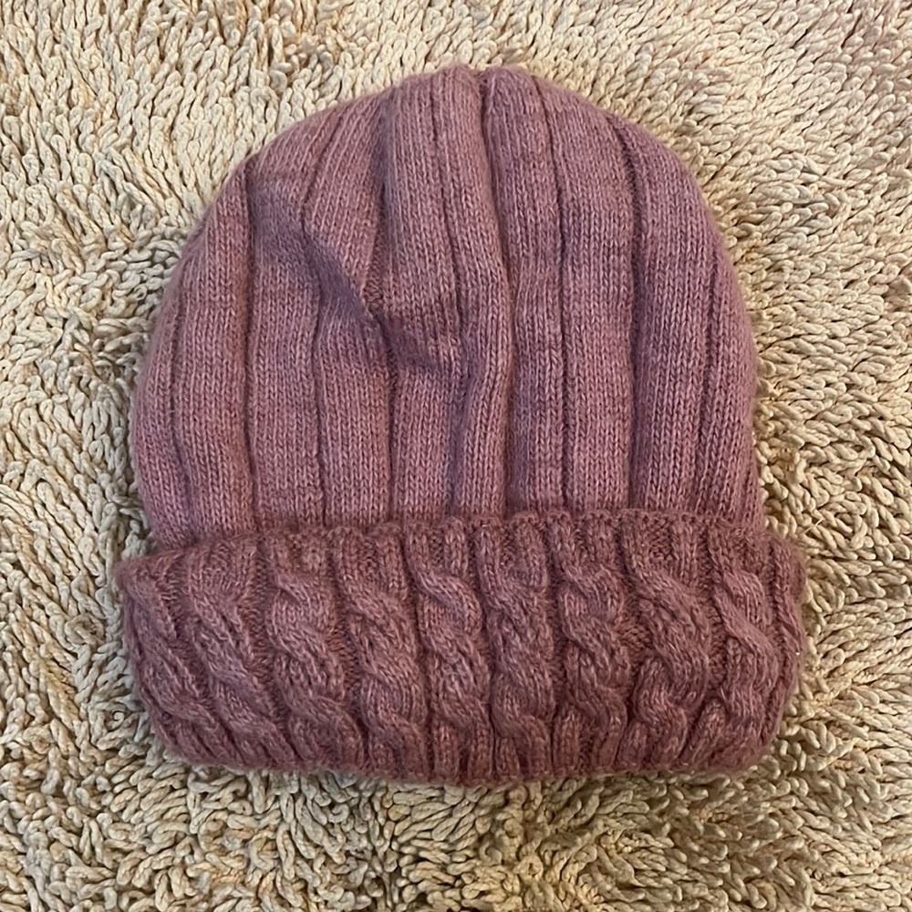 Mauve pink beanie